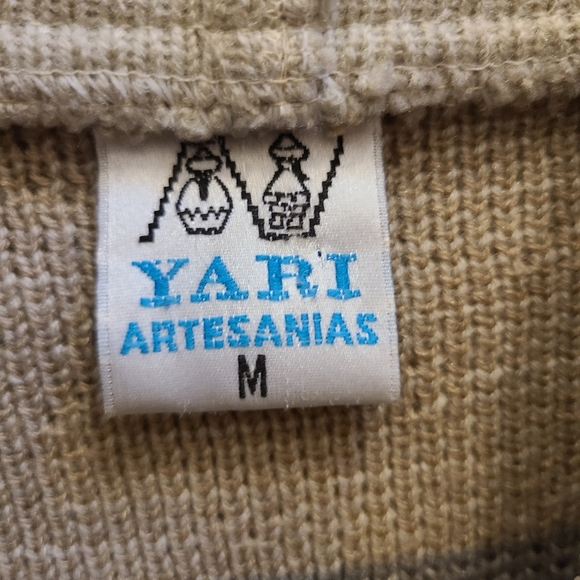 Yari Artesanias 100% Wool Made in Ecuador Hooded Sweater Jacket - Size Large - Picture 8 of 9